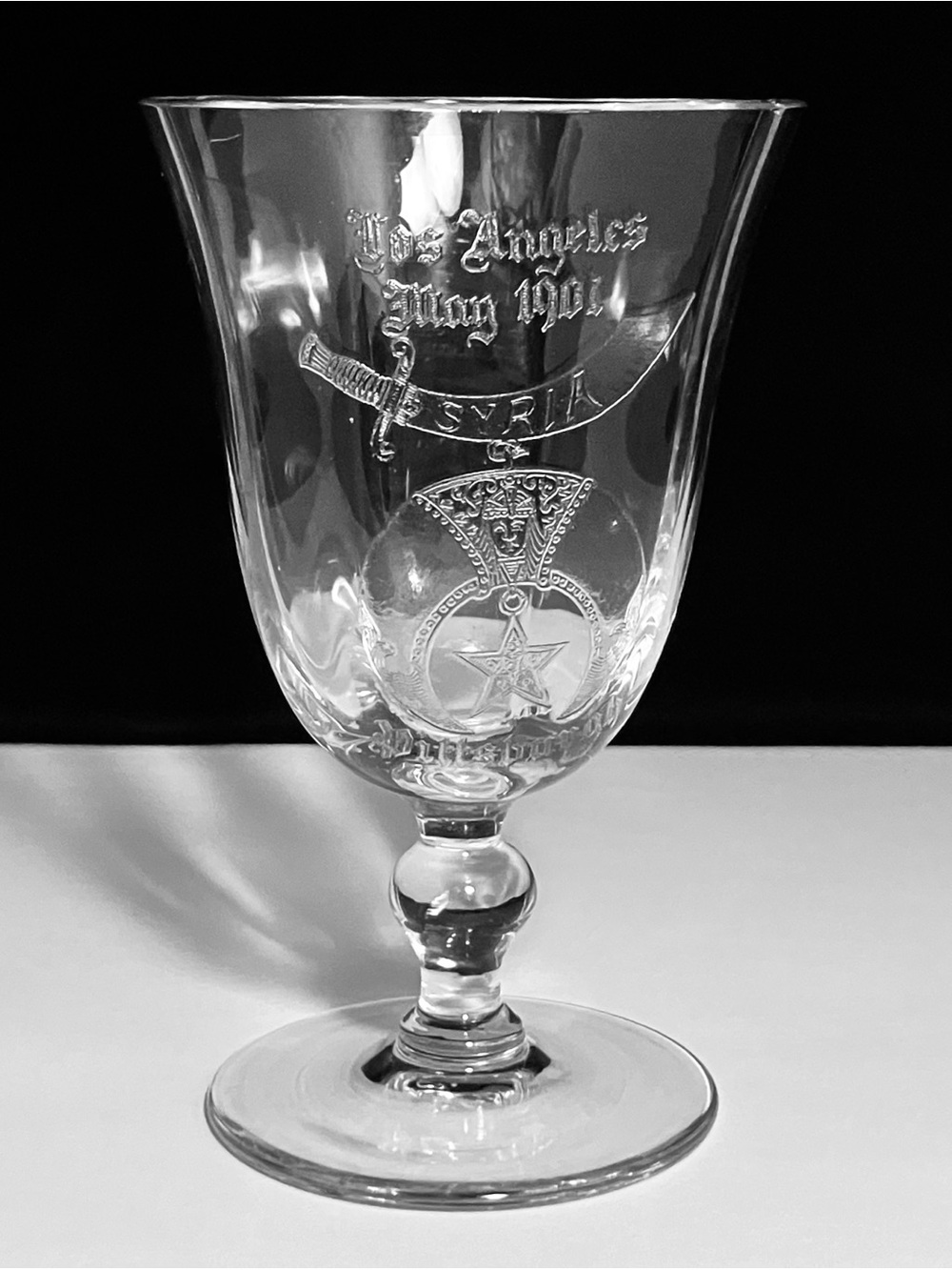 1907 SHRINERS L.A. CONVENTION / Pittsburgh Syria Order ETCHED GLASS / Rim Chips